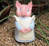 Sculpted Ceramic Pigs 1 small