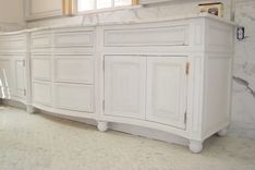 Serpentine Vanity 3 small