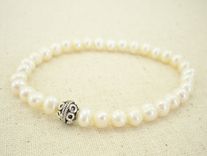 Freshwater Pearl Stretch Bracelet 2 small