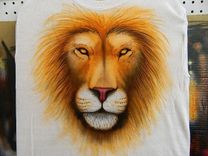 Airbrushed Lion T-Shirt 5 small