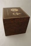 Custom Inlaid Humidor Hd 75 With Free Shipping. 2 small