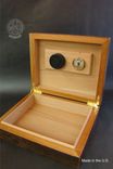 Custom Humidor With Family Crest Hd 12.  Free Shipping 4 small