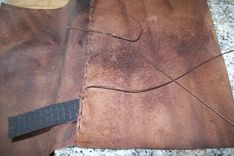 Leather Kindle Cover With Hogwarts Crest 2 small