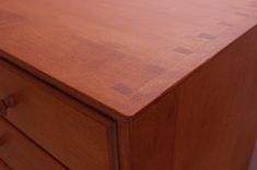 Shaker Style 9-Drawer Dresser 4 small