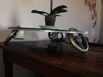 Contemporary 3-Wheel Stand 2 small