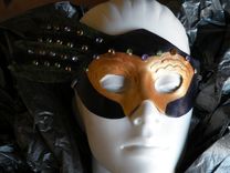 Mardi Gras Mask With Bling 1 small