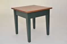 Simple Shaker Table 3 small