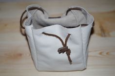 Four Quarter Soft Leather Belt Pouch 3 small