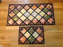 Intricately Quilted Autumn/Thanksgiving Reversible Table Runner And Placemat Set Of 4 2 small