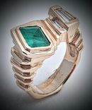1.74ct emerald and baguette diamond ring 1 small