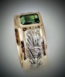 14kt Tsavorite ring  2 small