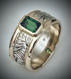 14kt Tsavorite ring  3 small