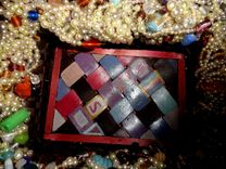 Beaded Wicker Tray Basket Handpainted Faux Pearls S 2 small