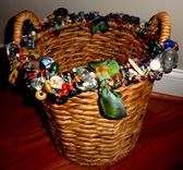 Storage/Laundry/Waste Beaded Basket 4 small