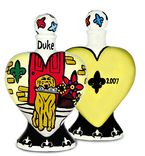 Sittin’ Proud Dog Heart Vase Urn 1 small