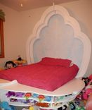 Ocean Themed Child's Room With Clam Shell Bed & Clownfish Valance 1 small