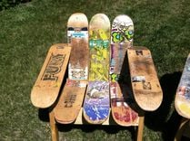 Skateboard Deck Chair 1 small