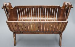 The Lamerton Bassinet/Crib 8 small