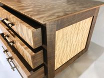 Quilted Maple And Claro Walnut Chest Of Drawers 6 small