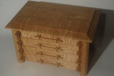 Pagoda Style Jewelry Box In Quilted And Curly Maple 6 small