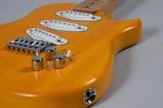 Pine Lincsonic Electric Guitar 3 small