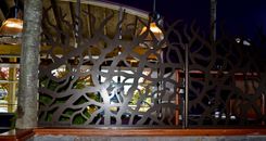 Custom Metal Half-Walls Privacy Barriers For Restaurant 4 small