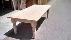 Turned Leg Farmhouse Table 5 small