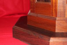 Octagonal Poker Table 6 small