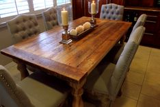 Banker Pony Table 4 small