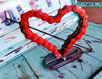 Welded Chain Art Metal Heart And Arrow Decoration 1 small