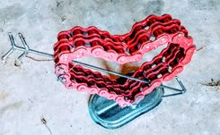 Welded Chain Art Metal Heart And Arrow Decoration 2 small