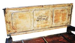 Tailgate Bench | Truck Benches | Car P 2 small