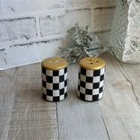 Whimsical Checks Large Hole Salt And Pepper Shaker Checkered Decor 4 small