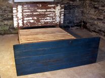 Shabby Chic Barn Door Bed 6 small
