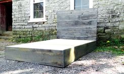 Weathered Grey Reclaimed Barn Wood Platform Bed 2 small