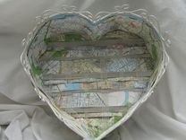 Heart-Shaped Map Basket 1 small