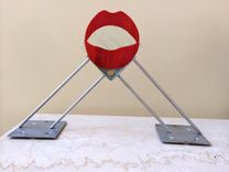 The Big Kiss - A Valentine Sculpture 1 small