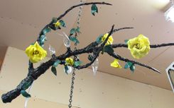 Hanging Lamp Chandelier Branch ! 4 Sockets, Big Porcelain Roses, Leaves 1 small