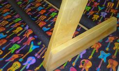 Quilted Maple 4 Space Folding Acoustic Guitar Stand 3 small