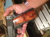 Thuya Burl 1911 Pistol Grips 2 small