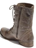 Women Boot 2 small