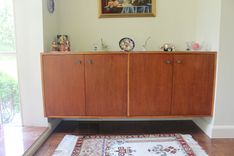 Floating Hutch 1 small