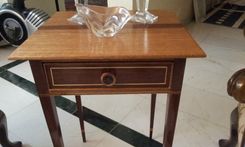 Federal Style Side Table With Inlay 2 small