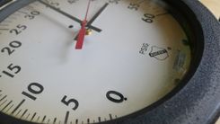 Pressure Clock 5 small