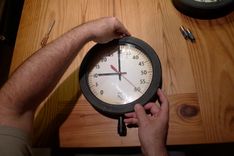 Pressure Clock 6 small
