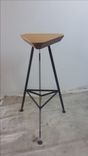 Delta Stool 02 3 small