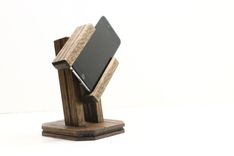 Woodwarmth Rotating Iphone 6+ Stand 3 small