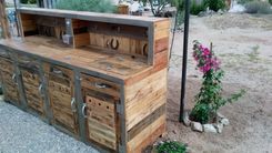 Outdoor Eating Area With Wash 4 small