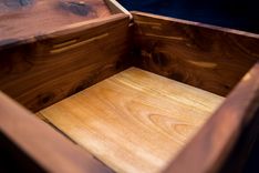 Cedar Natural-Hinge Box 6 small
