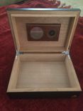 Custom Humidor With Resin Top 2 small